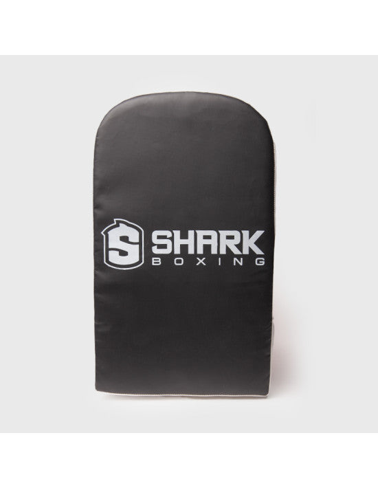 Escudo Kick Shark Exhauster Piel Sintética Kickboxing - Shark Boxing