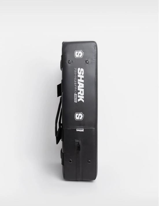 Guante de Boxeo Shark Pro Fighter Negro con Cordones - Shark Boxing