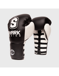 Guante Boxeo Profesional Shark Década Negro/Blanco Cordones - Shark Boxing