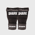 Sotoguante Shark Negro con Gel en Nudillos y Venda